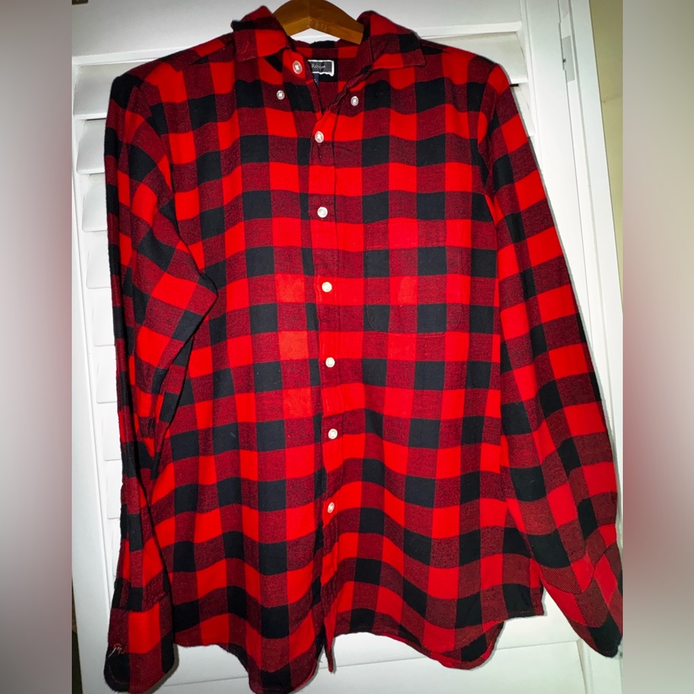 Club Room Men's Flannel Red and Black Checkered Shirt